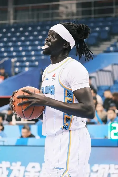 div, 目前已经跟 div, 目前已经跟