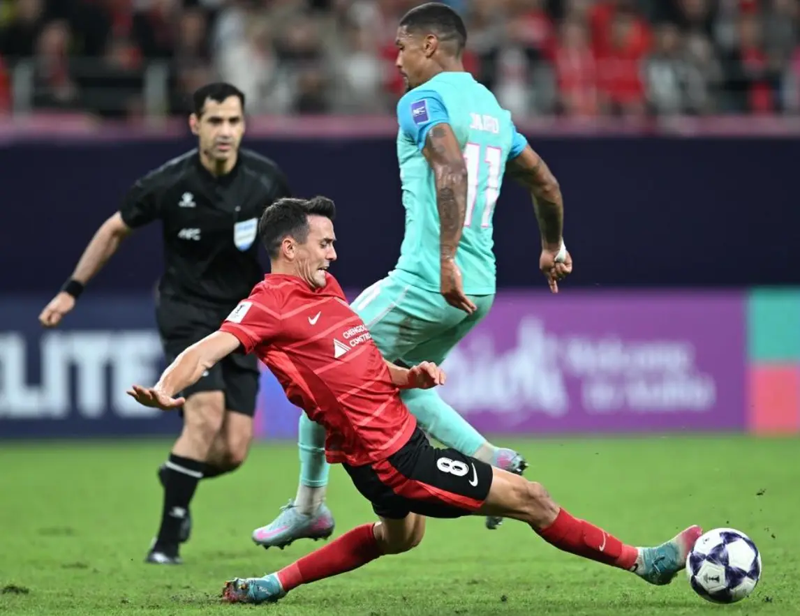 李扬小角度, 徐正源亚冠 李扬小角度, 徐正源亚冠